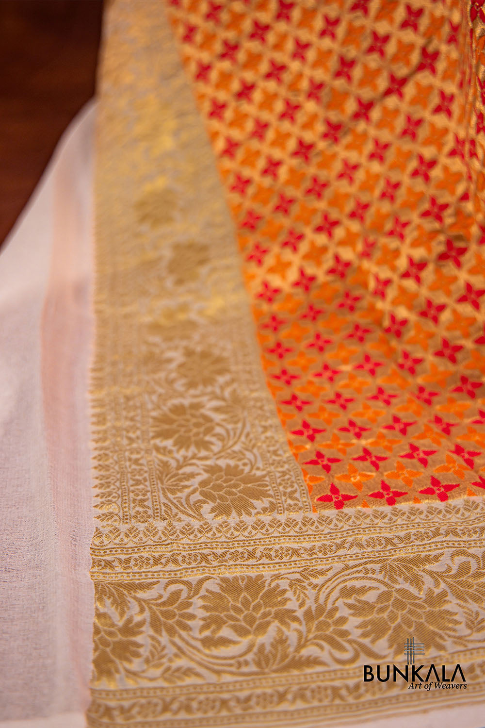 Dyeable Pure Georgette Handloom Geometric Design Meenakari Banarasi Dupatta