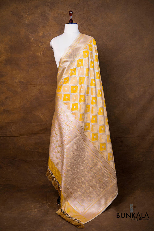 Bright Yellow Daimond Jaal Weaved Banarasi Mashru Silk Dupatta