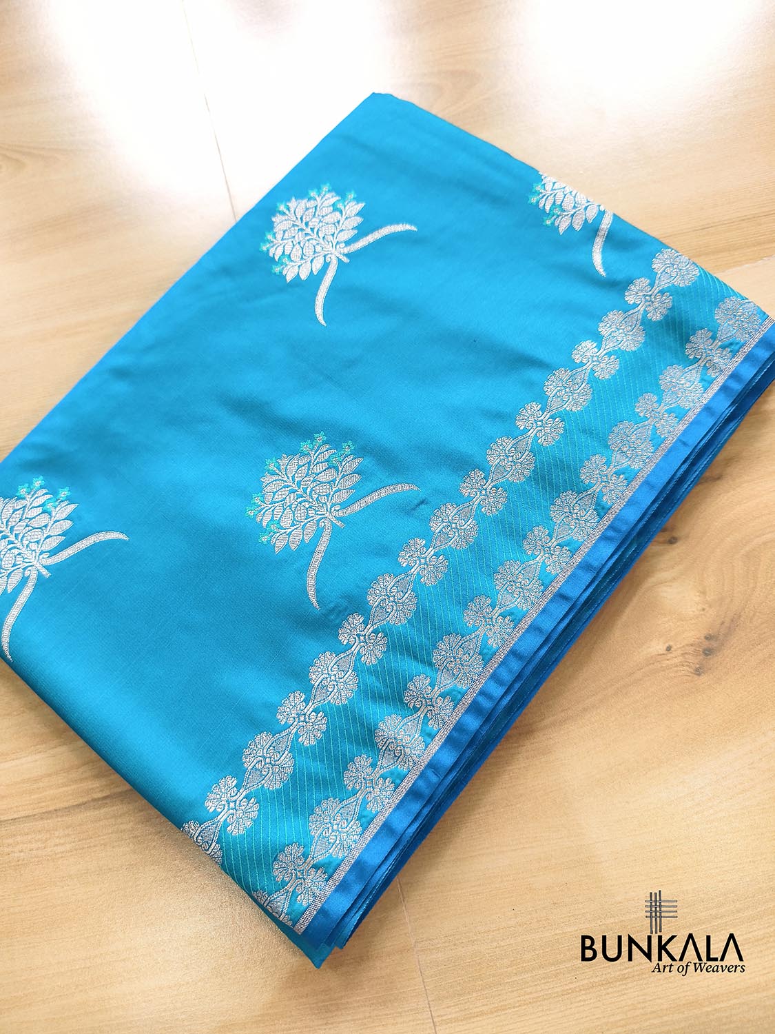 Ocean Blue Leaf Buta Weaved Banarasi Mashru Silk Saree