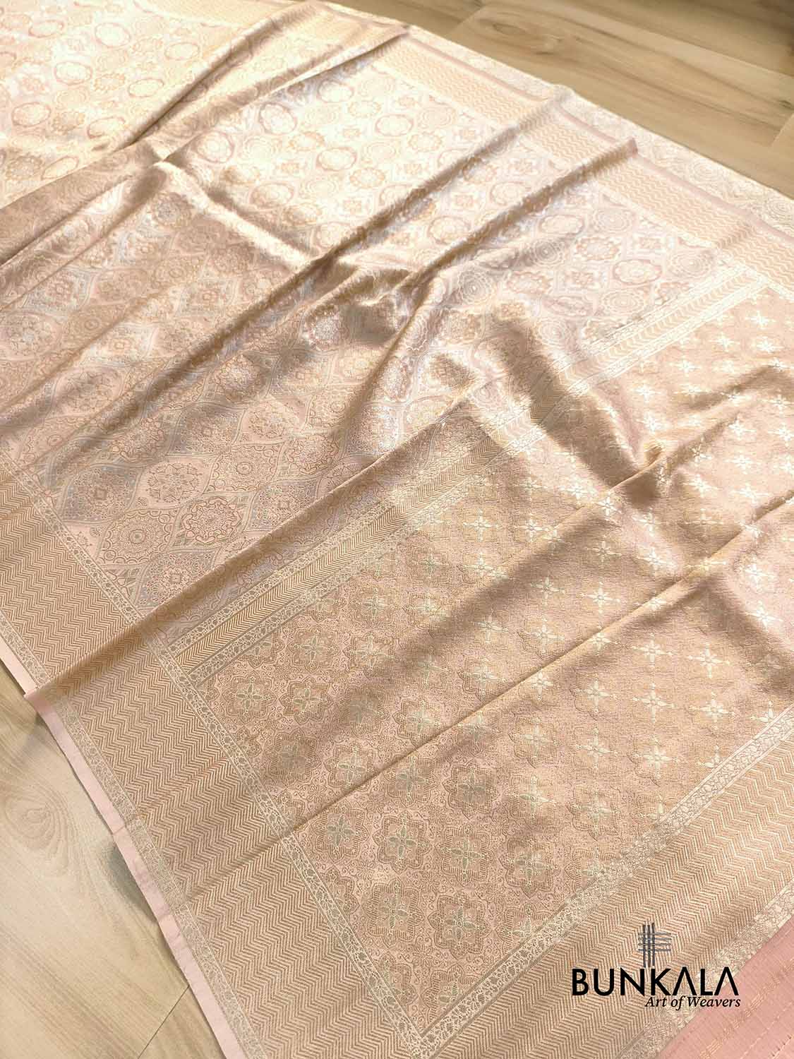 Pastel Peach Geometric Pattern Sona Rupa Banarasi Silk Saree