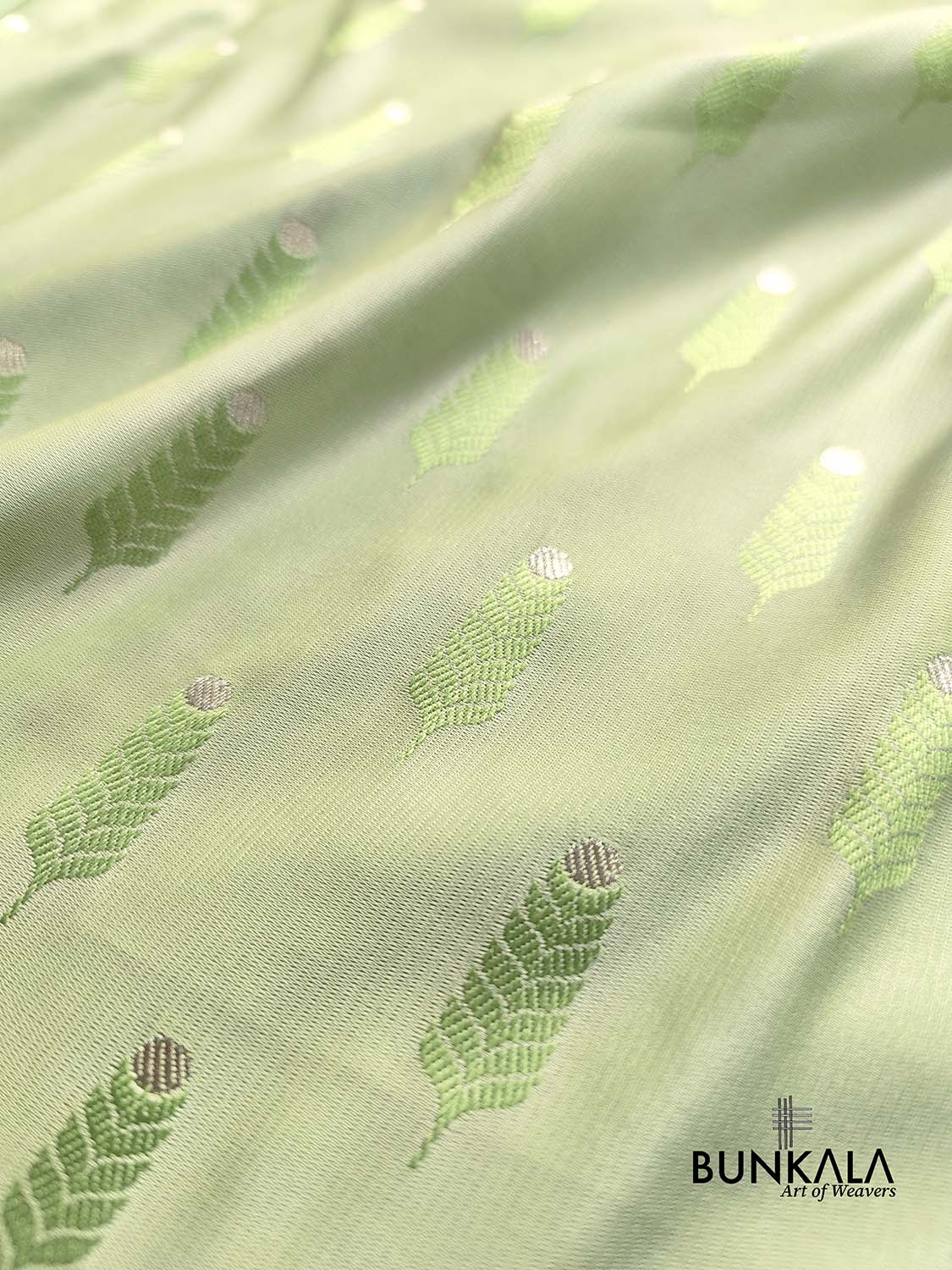 Pista Green Mashru Silk Jamewar Leaf Buti Design Weaved Banarasi Saree