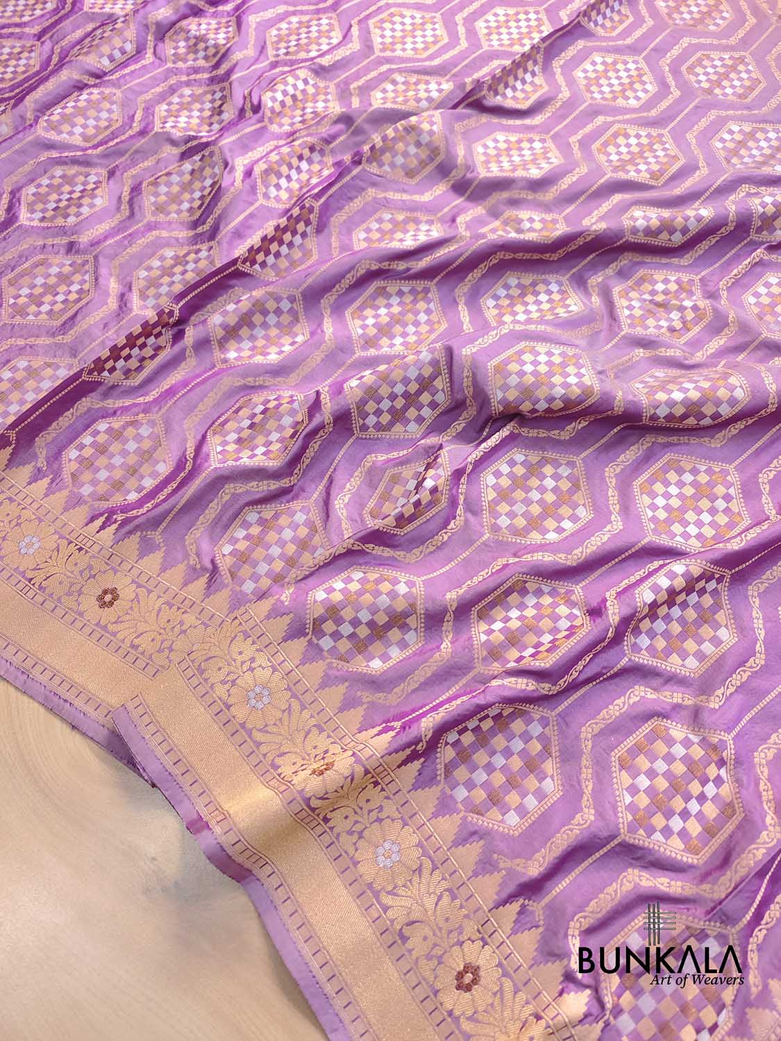 Lavender Pure Katan Silk Geometrical Design Gold and Silver Antique Zari Handwoven Banarasi Saree