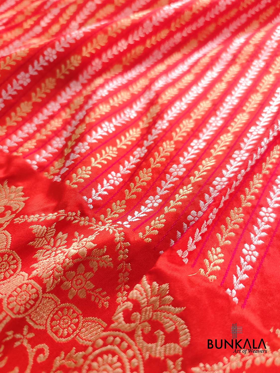 Burnt Orange Pure Katan Silk Handloom Stripe Design Sona Rupa Tanchui Body Banarasi Saree with Scalloped Border