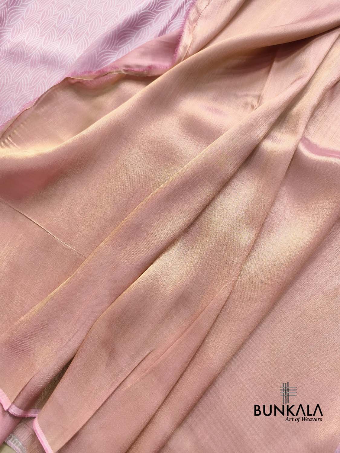 Baby Pink Geometrical Jaal Design Resham Tanchui Banarasi Silk Saree