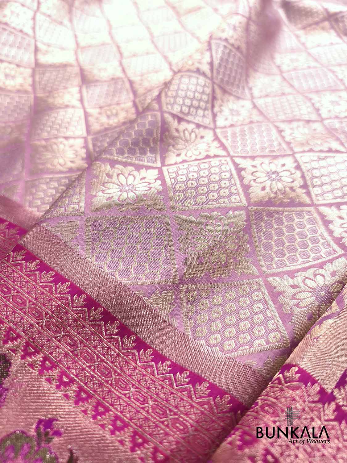 Lavender Geometric Body Floral Meenakari Border Banarasi Silk Saree