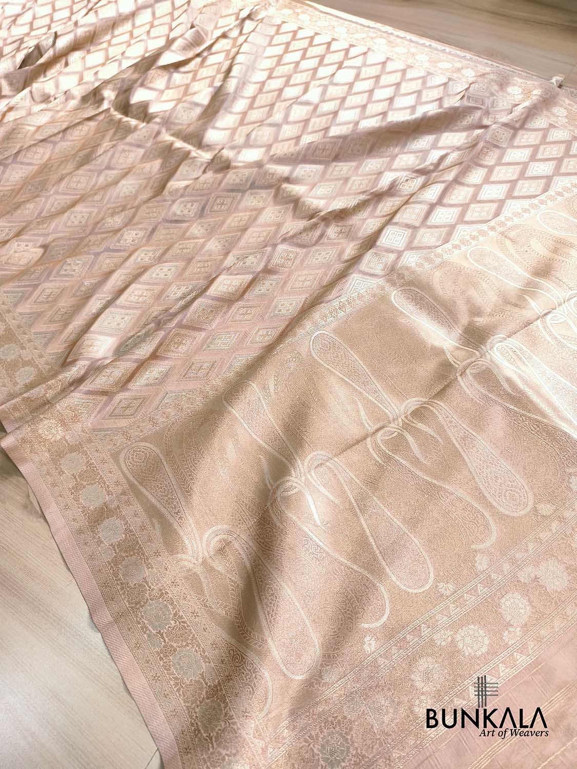 Pastel Peach Geometric Design Sona Rupa Banarasi Organza Silk Saree