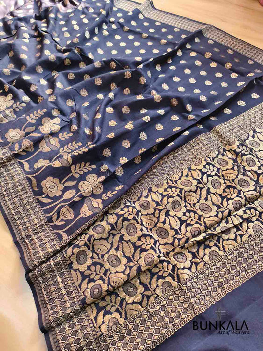 Black Big Floral Border Banarasi Handloom Pure Moonga Silk Saree