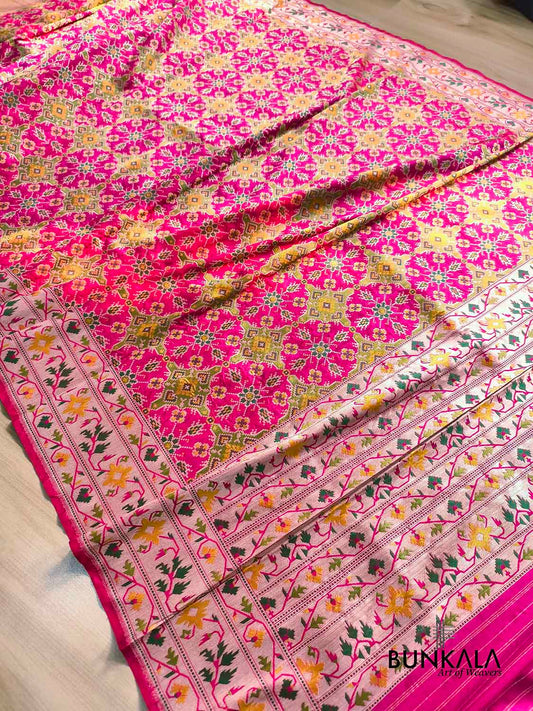 Fushia Pink Patola Banarasi Meenakari Ashavali Border Handwoven Tilfi Pure Katan Silk Saree