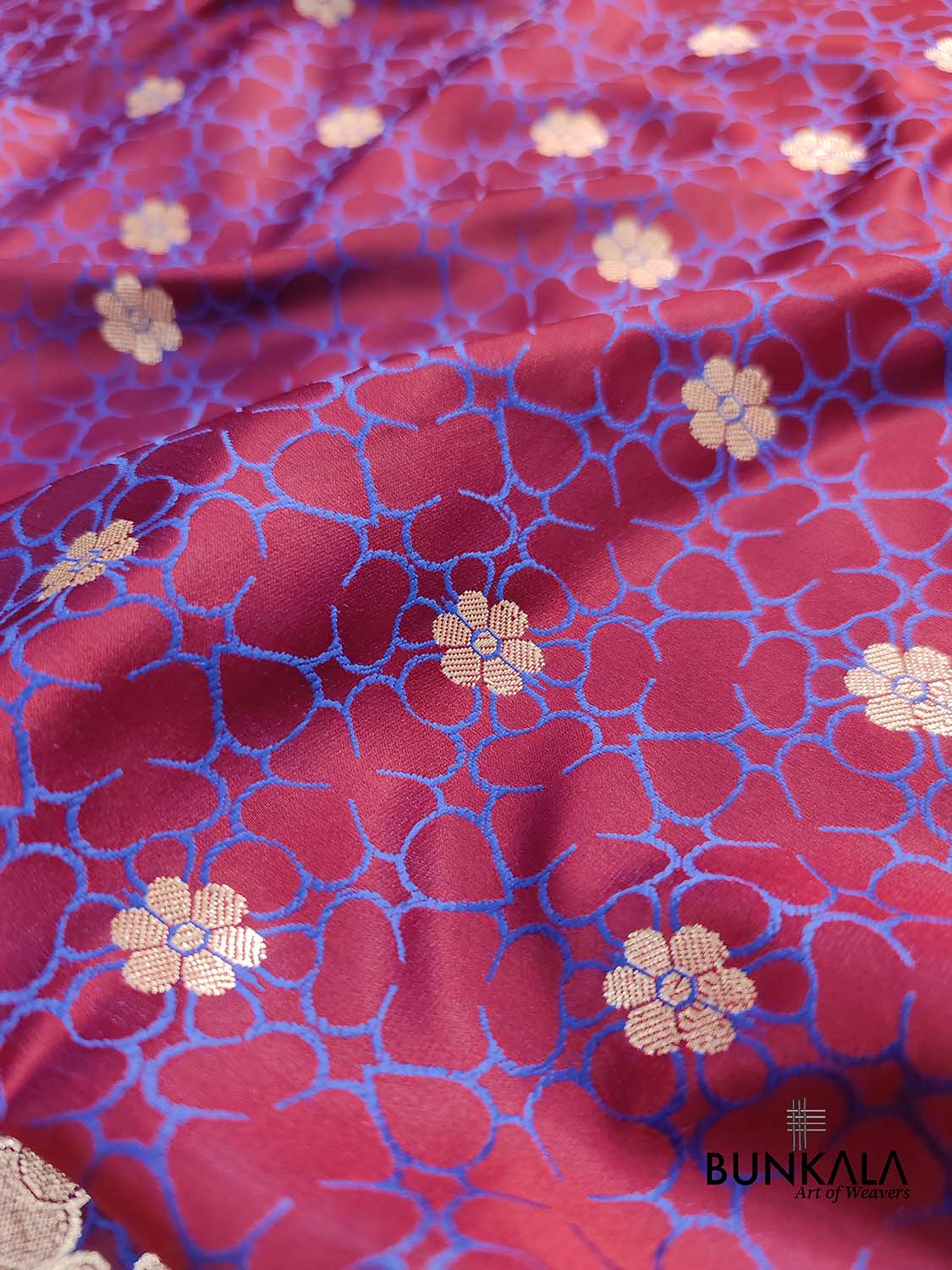 Purple Two Tone Mashru Silk Jamewar Weaved Banarasi Saree