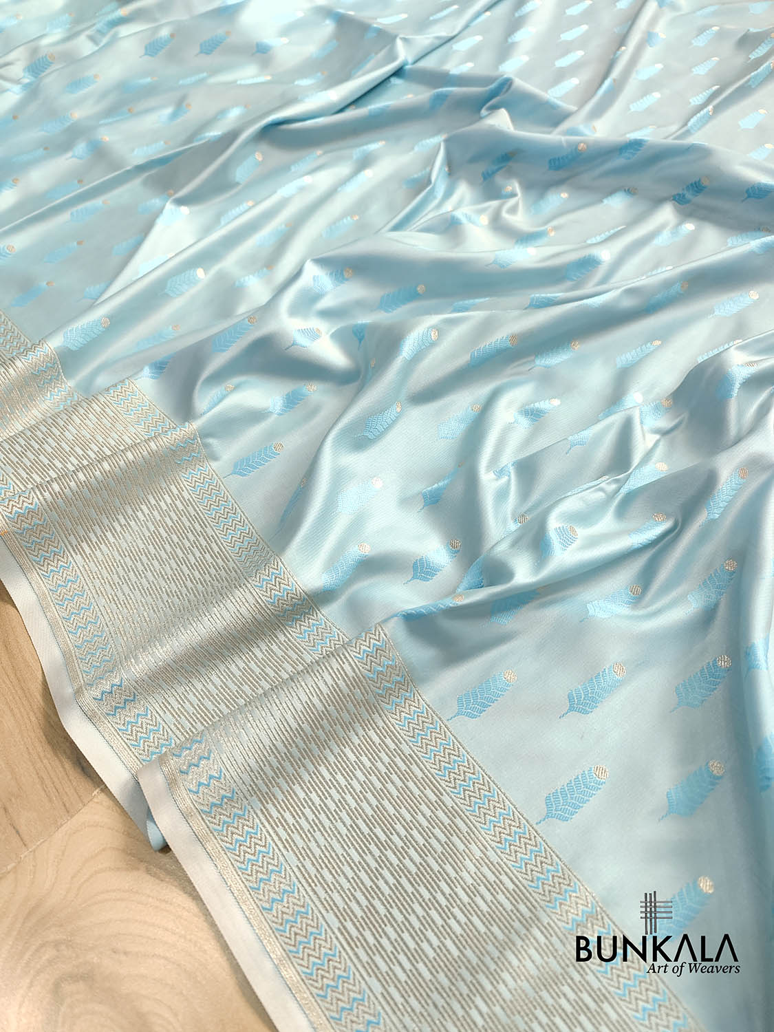 Pastel Sky Blue Jamewar Weaved Soft Mashru Silk Allover Buti Design Banarasi Saree