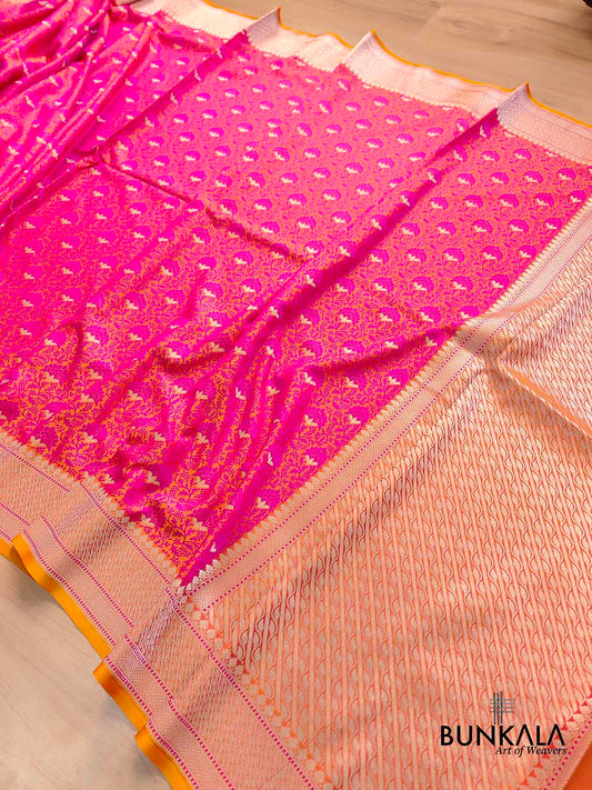 Peach Pink Floral Buti Jaal Jamewar Weaved Banarasi Soft Mashru Silk Saree