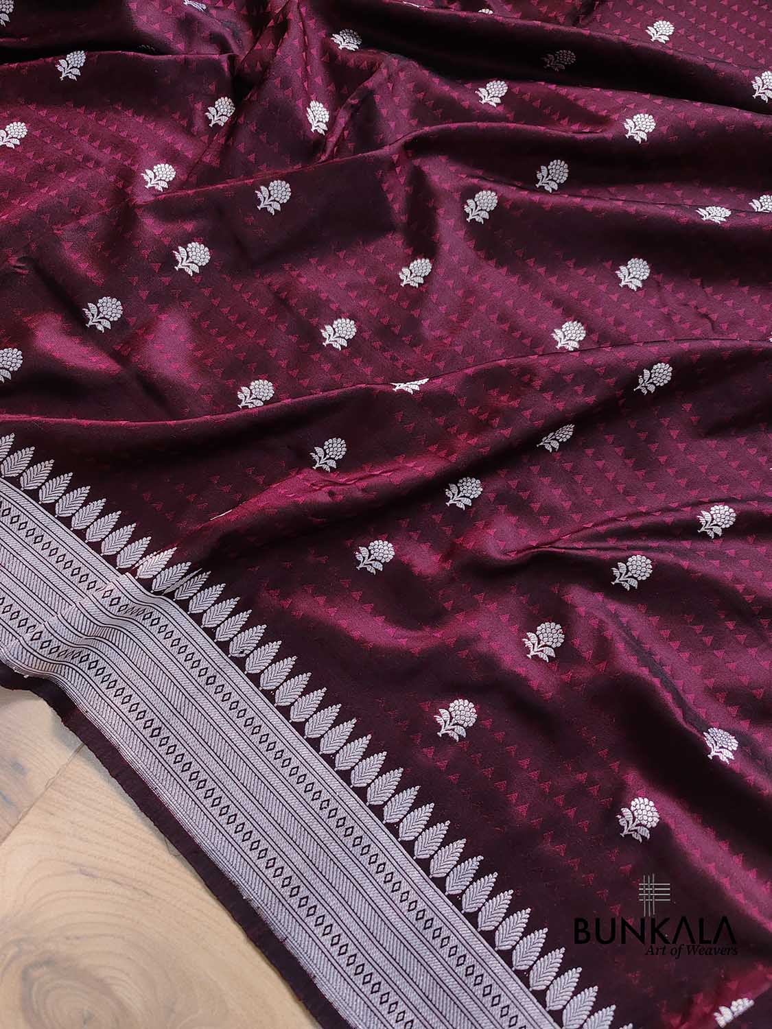 Wine Pure Katan Silk Jamewar Geometrical Design Silver Zari Kadwa Handweaved Allover Small Buti Banarasi Saree