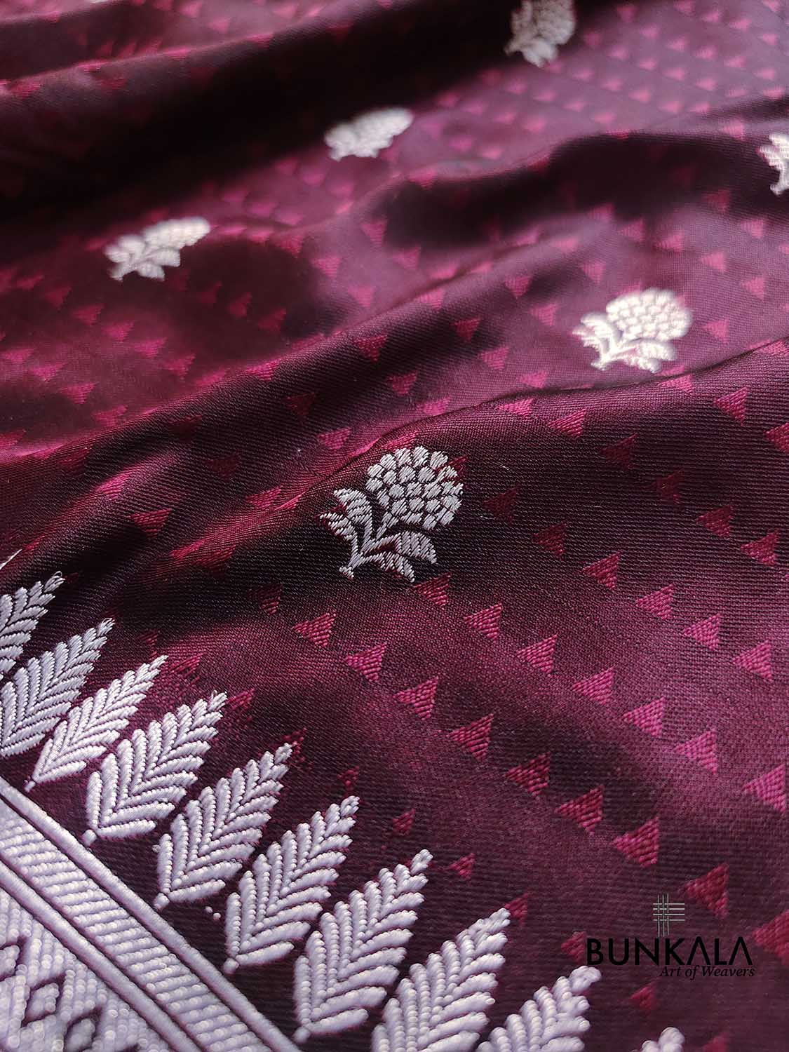 Wine Pure Katan Silk Jamewar Geometrical Design Silver Zari Kadwa Handweaved Allover Small Buti Banarasi Saree