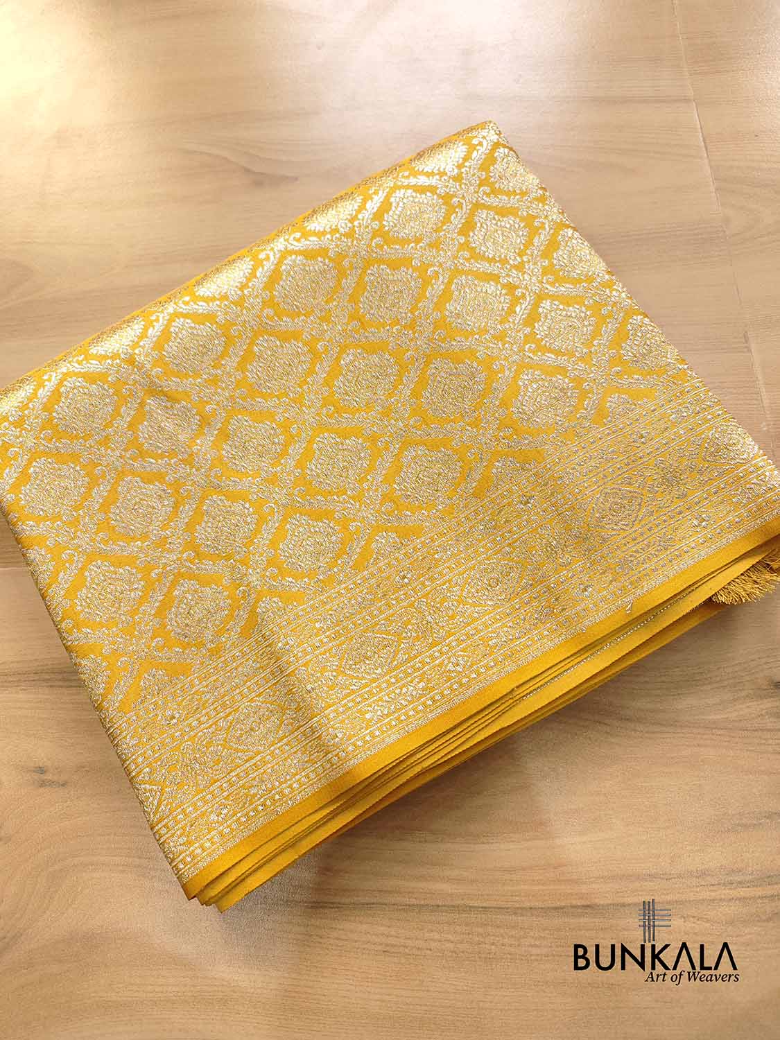 Haldi Bright Yellow Mashru Silk Brocade Weaved Banarasi Saree