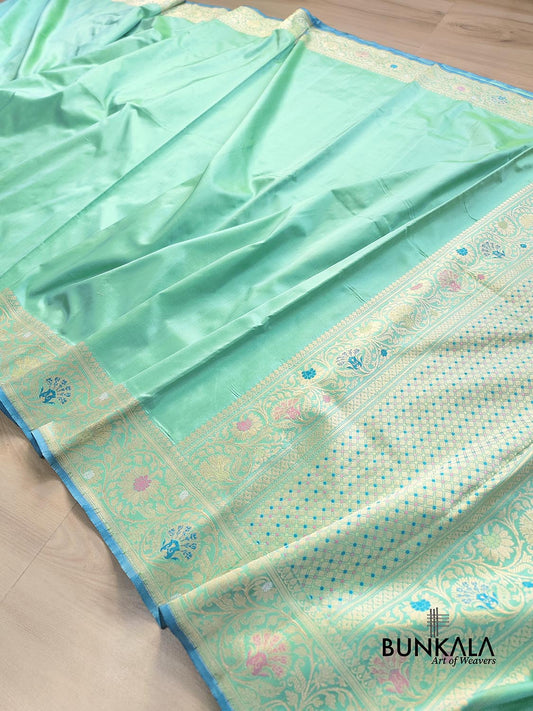 Pastel Green Plain Handloom Banarasi Pure Katan Silk Saree with Floral Meenakari Border