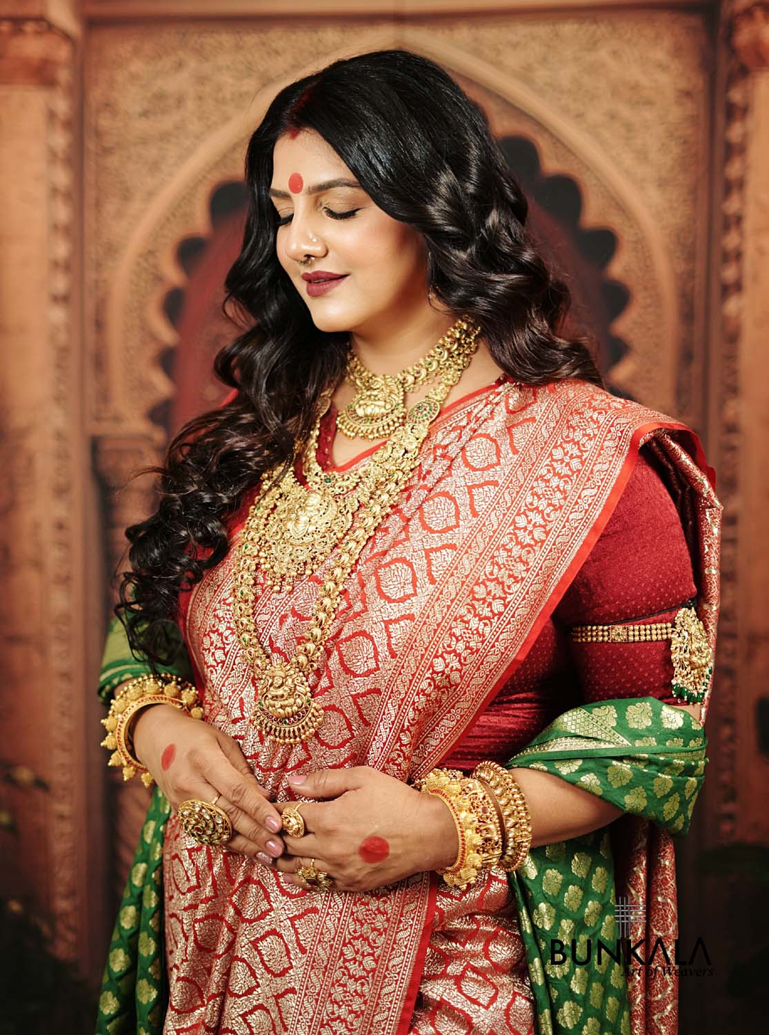 Traditional Bridal Maroon Brocade Weaved Banarasi Mashru Silk Saree