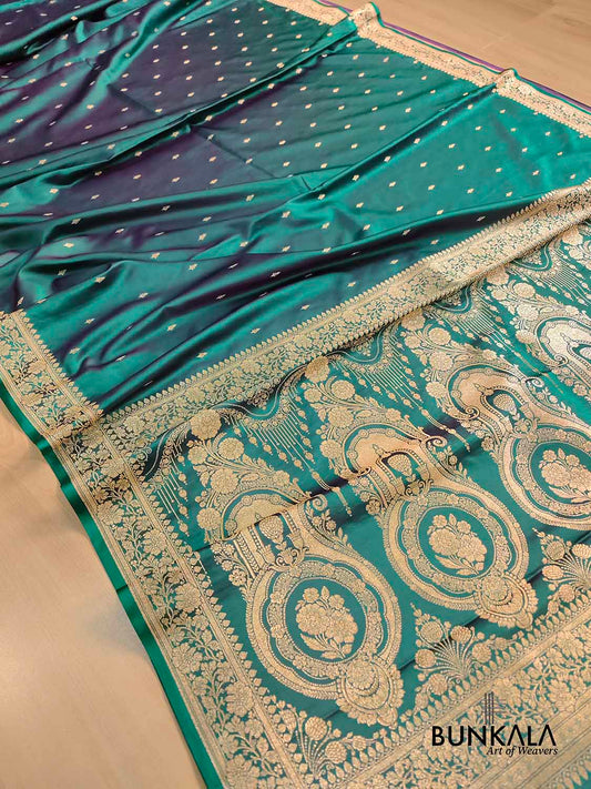 Double Shed Green Small Buti Weaved Banarasi Mashru Silk Floral Border Saree