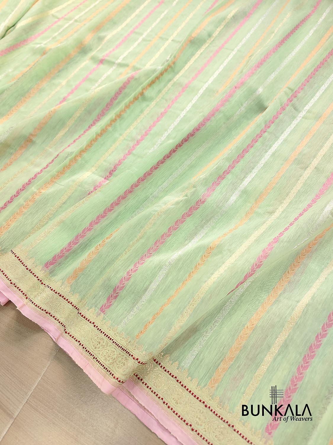 Pista Green Kadwa Stripes Handweaved Banarasi Pure Linen Saree