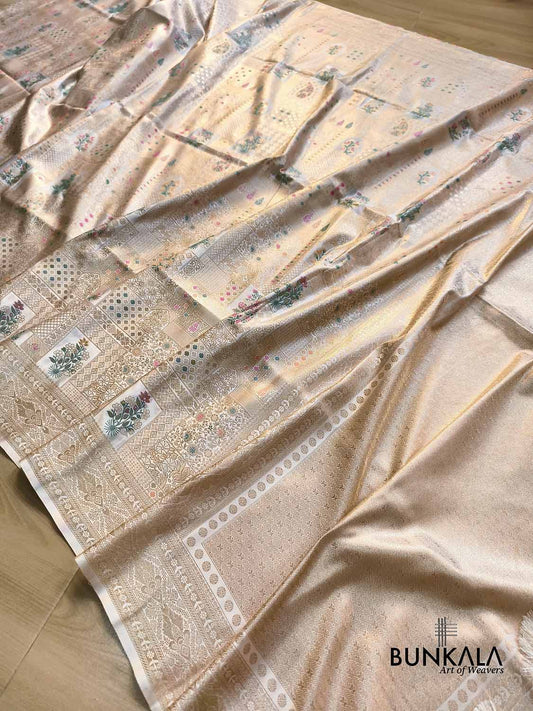 White Flower Brocade Meenakari Weaved Banarasi Mashru Silk Saree