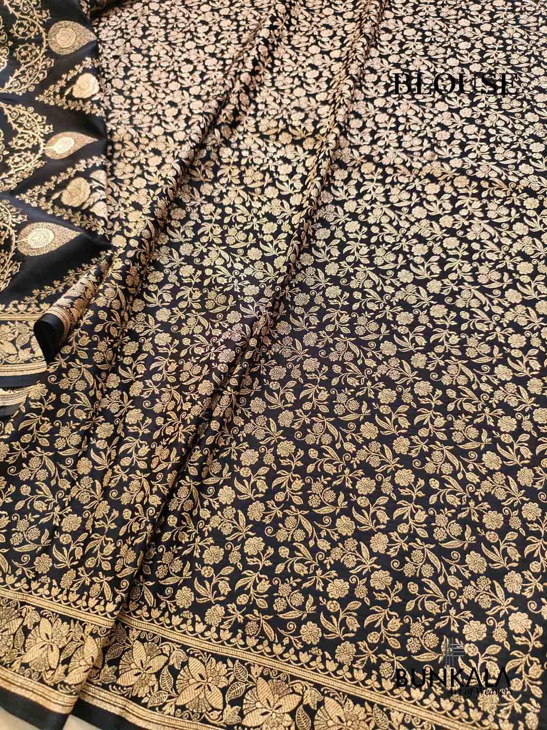 Jet Black Leaf Motif Floral Border Heavy Zari Anchal Banarasi Mashru Silk Saree