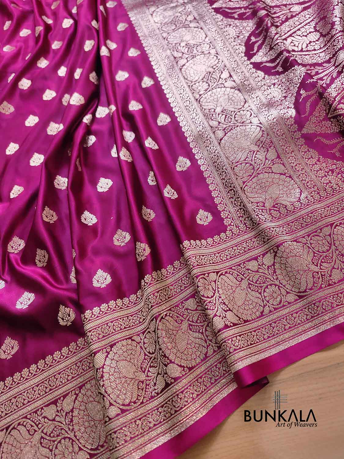 Magenta Pink Soft Mashru Silk Allover Small Buti Weaved Banarasi Saree