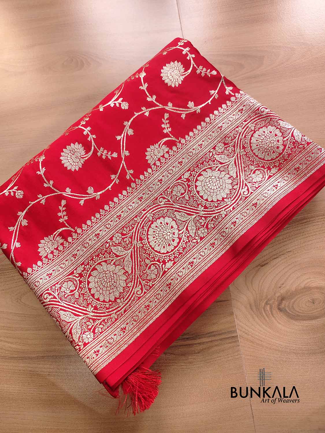 Bright Red Soft Mashru Silk Allover Floral Jaal Design Weaved Banarasi Saree