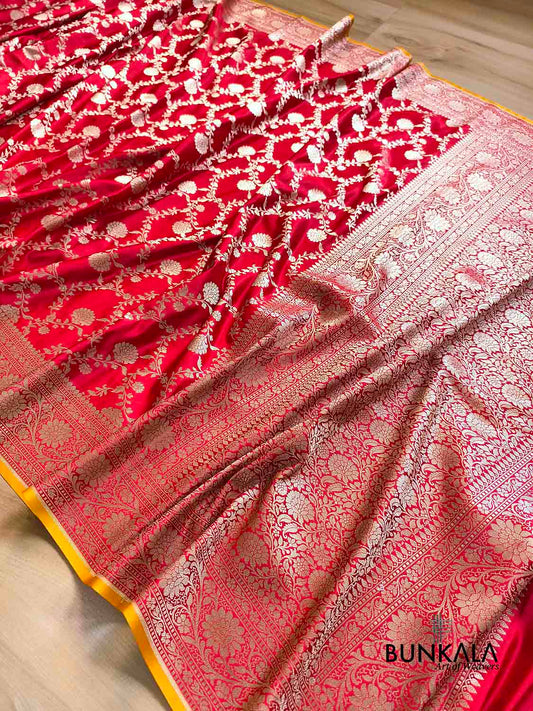Bright Red Sona Zari Floral Jaal Weaved Banarasi Mashru Silk Saree