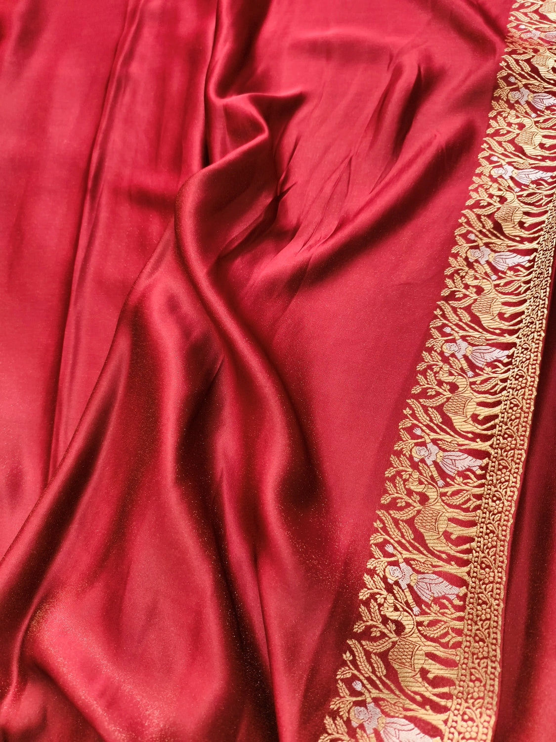 Maroonish Red Nirtya Motif Design Banarasi Mashru Silk Saree