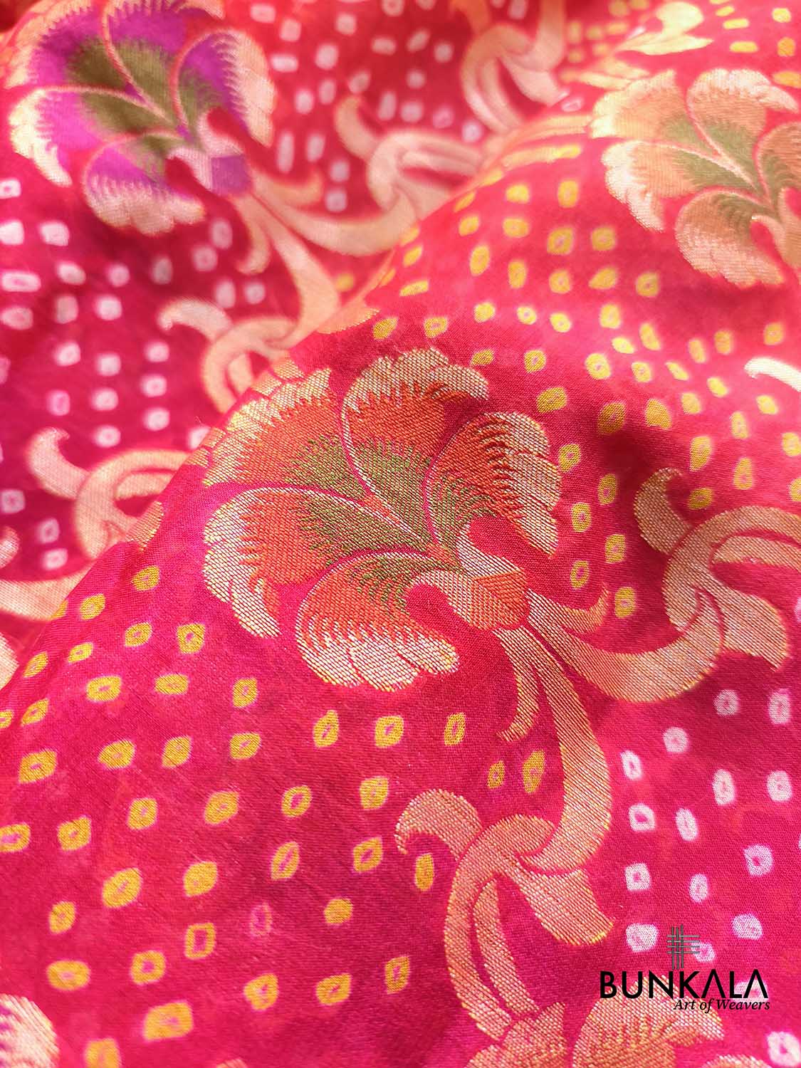 Red Double Shaded Bandhani Weaved Meenakari Banarasi Pure Georgette Saree