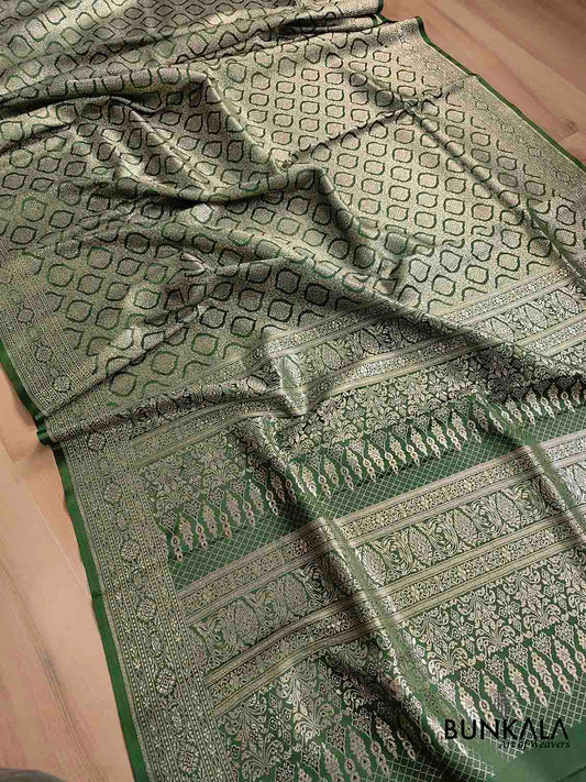 Nature's Grace Green Mashru Silk Banarasi Saree
