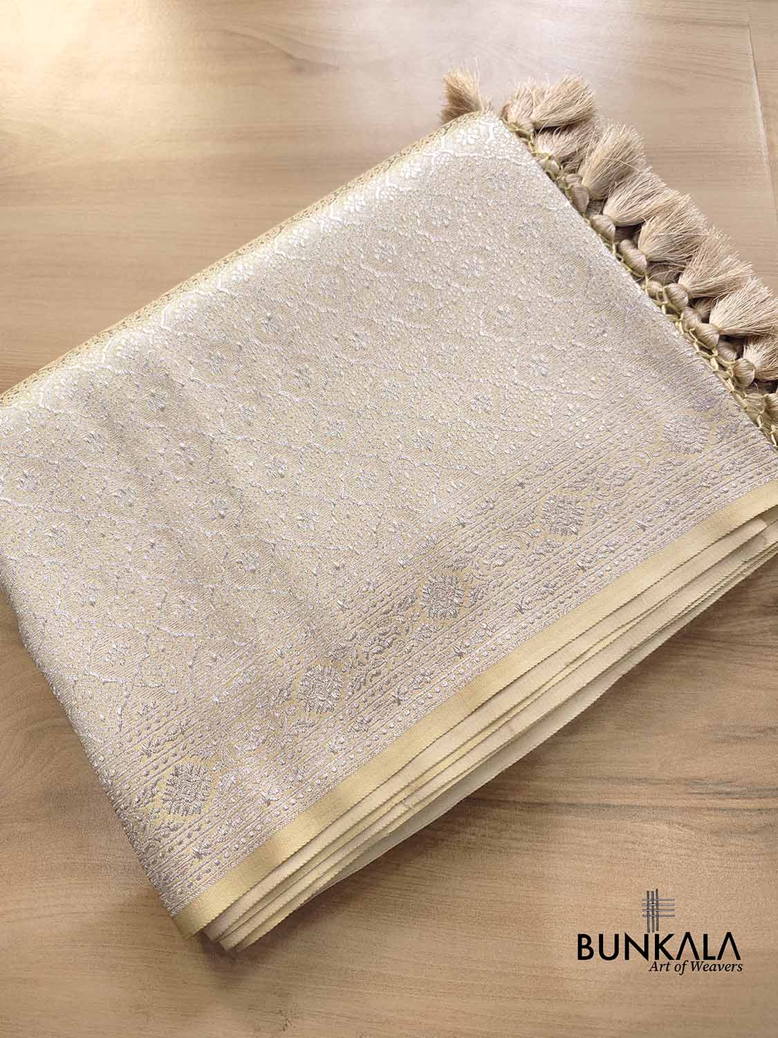 Light Beige Mashru Silk Brocade Weaved Banarasi Saree