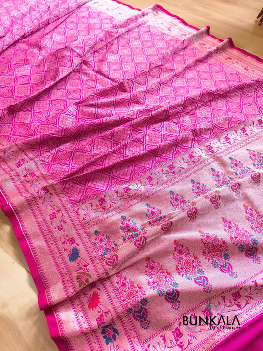 Pink Ektara Banarasi Jamdani Geometric Weaved Silk Saree