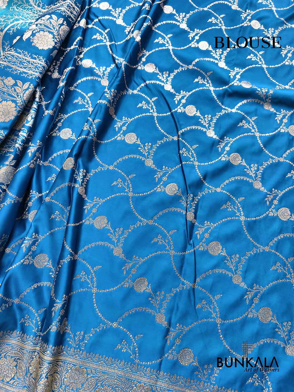 Powder Blue Buti with Contrast Border Pallu Weaved Banarasi Mashru Silk Saree