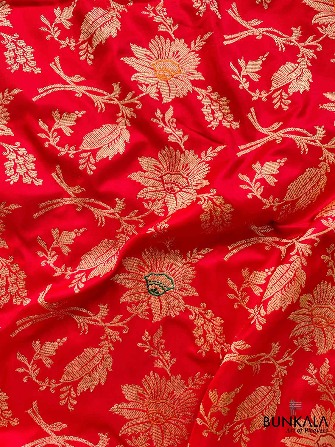 Bold and Beautiful Red Pure Katan Silk Handloom Kadwa Jangla Sona Rupa Meenakari Banarasi Saree with Pink Contrast Border