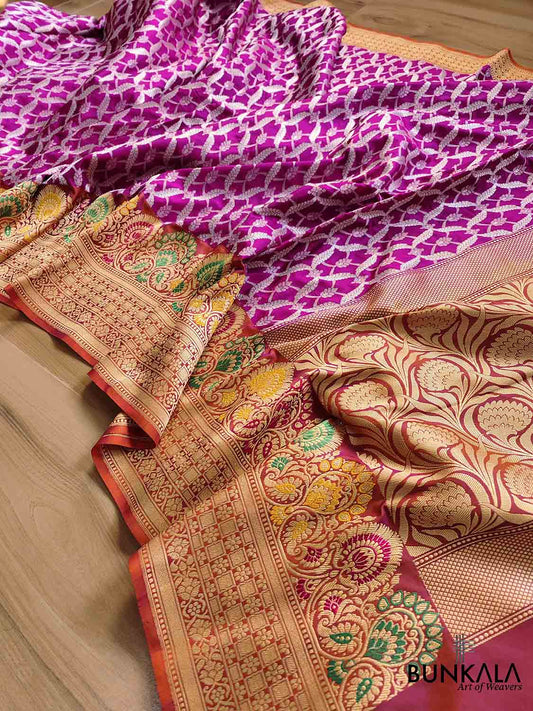 Intricately Woven Purple Pure Katan Silk Handloom Silver Zari Geometric Jaal Banarasi Saree with Meenakari Kadwa Border