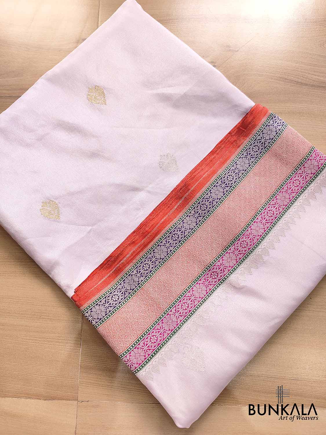 Ethereal Lavender Pure Tissue Katan Silk Handloom Allover Sona Rupa Small Buti Banarasi Saree with Meenakari Border