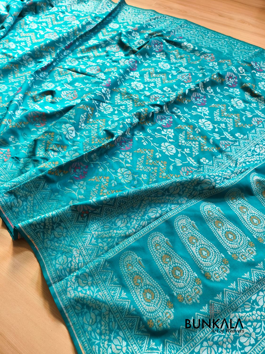 Aqua Blue Ektara Banarasi Jamdani Meenakari Weaved Silk Saree 