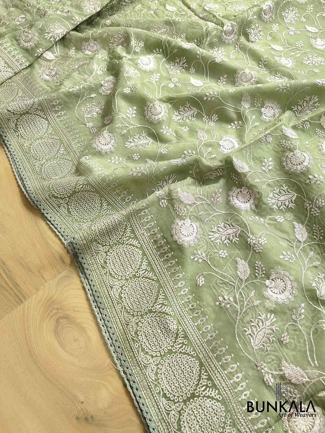 Green Banarasi Organza Silver Zari Work Floral Design Embroidery Saree