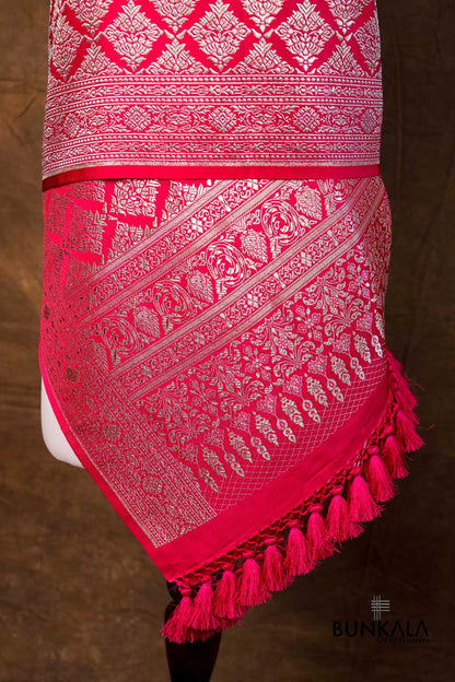 Raspberry Pink Daimond Jaal Brocade Weaved Banarasi Mashru Silk Dupatta