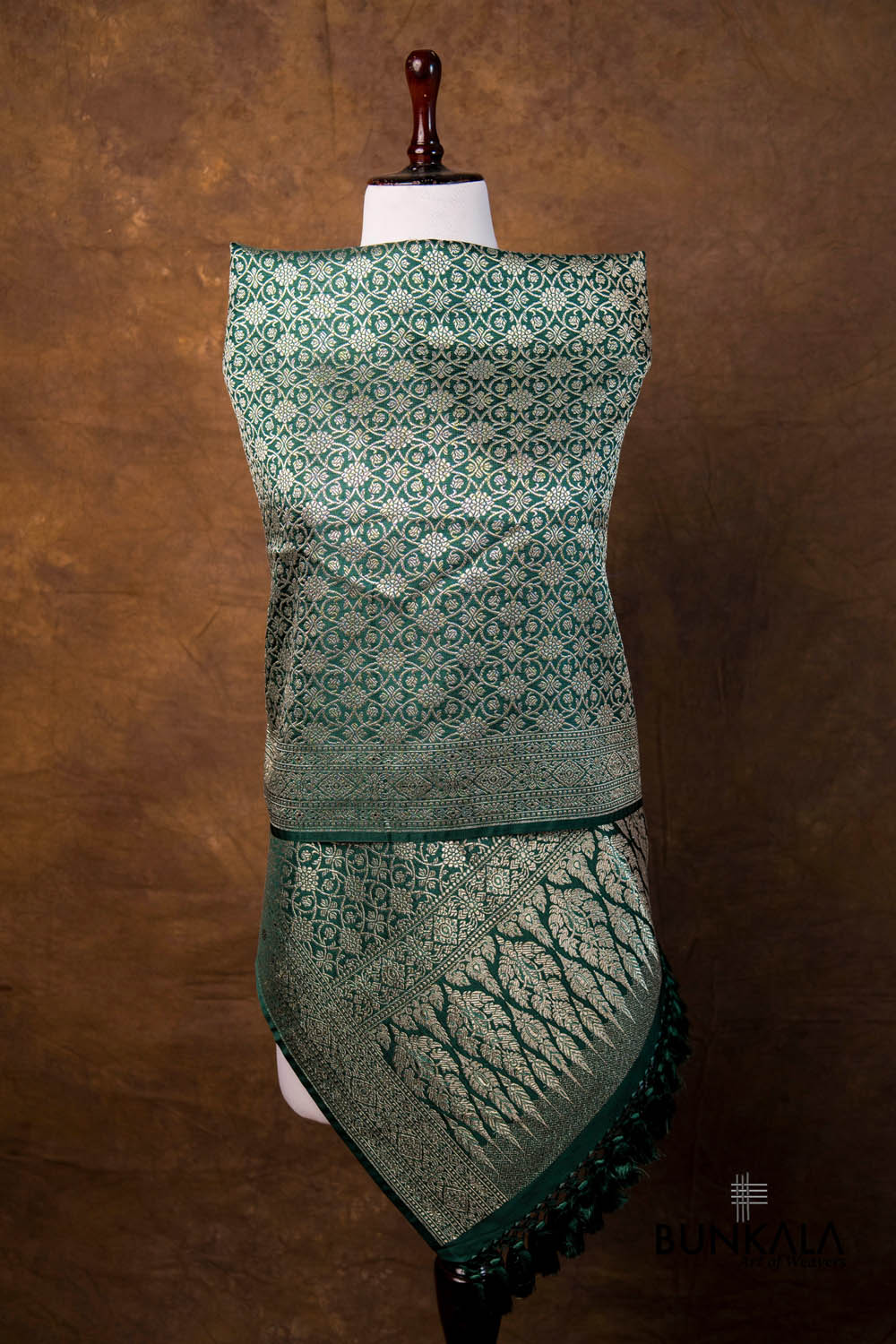 Rich Bottle Green Allover Phool Jaal Brocade Weaved Banarasi Mashru Silk Dupatta