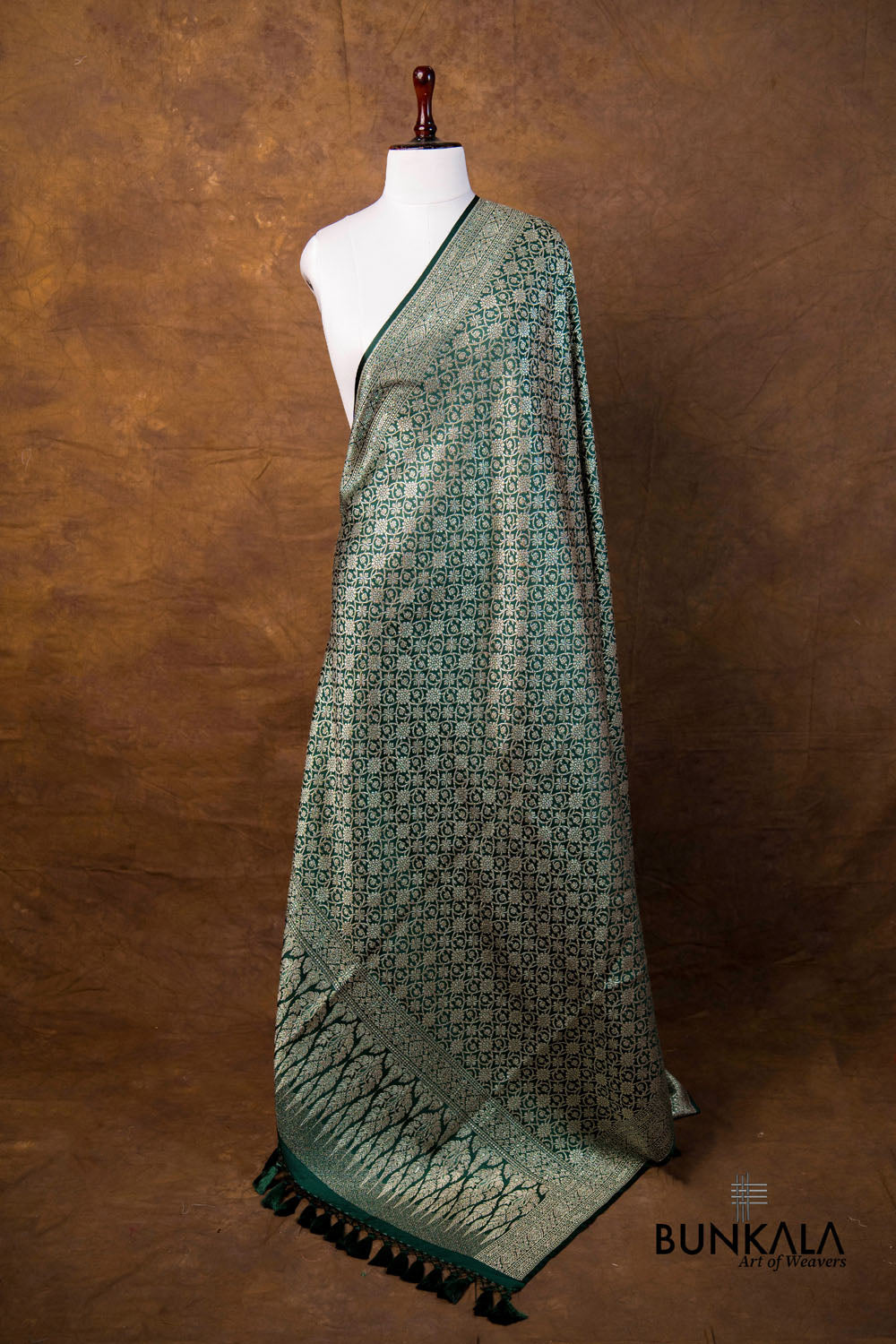 Rich Bottle Green Allover Phool Jaal Brocade Weaved Banarasi Mashru Silk Dupatta