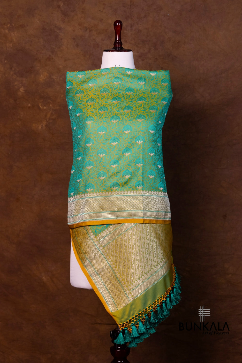 Double Shed Green Jamewar Tanchui Banarasi Mashru Silk Dupatta