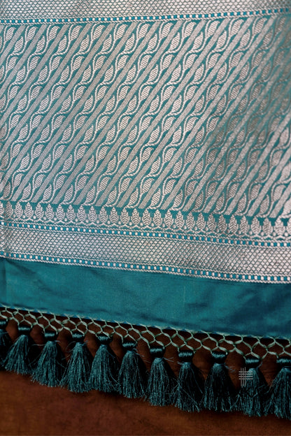 Pecock Blue Jamewar Tanchui Banarasi Mashru Silk Dupatta
