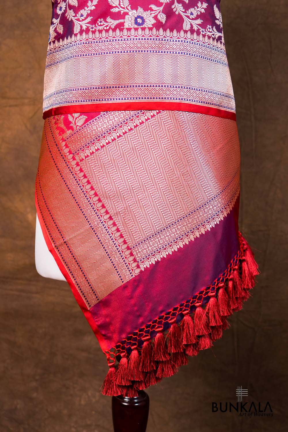 Purple Dual Shaded Floral Jaal Leaf Meenakari Weaved Banarasi Mashru Silk Dupatta