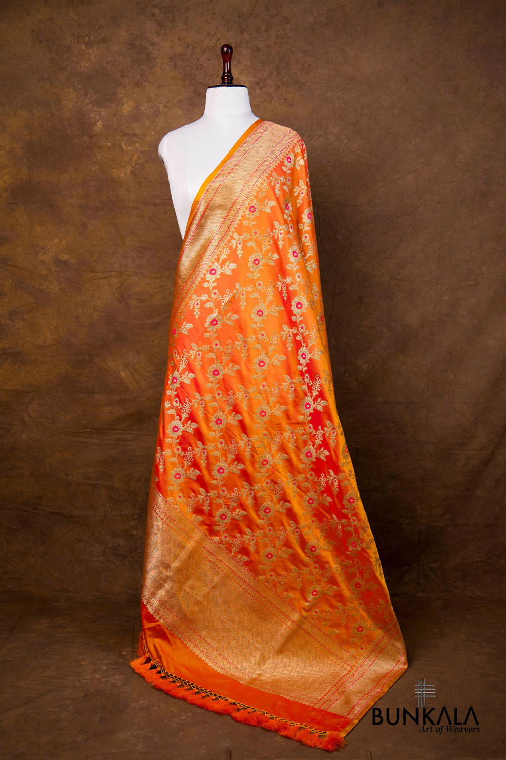 Kesari Orange Dual Shaded Floral Jaal Leaf Meenakari Weaved Banarasi Mashru Silk Dupatta