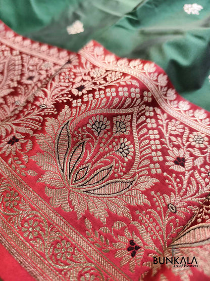 Bottle Green Contrast Red Meena Border Weaved Banarasi Silk Saree