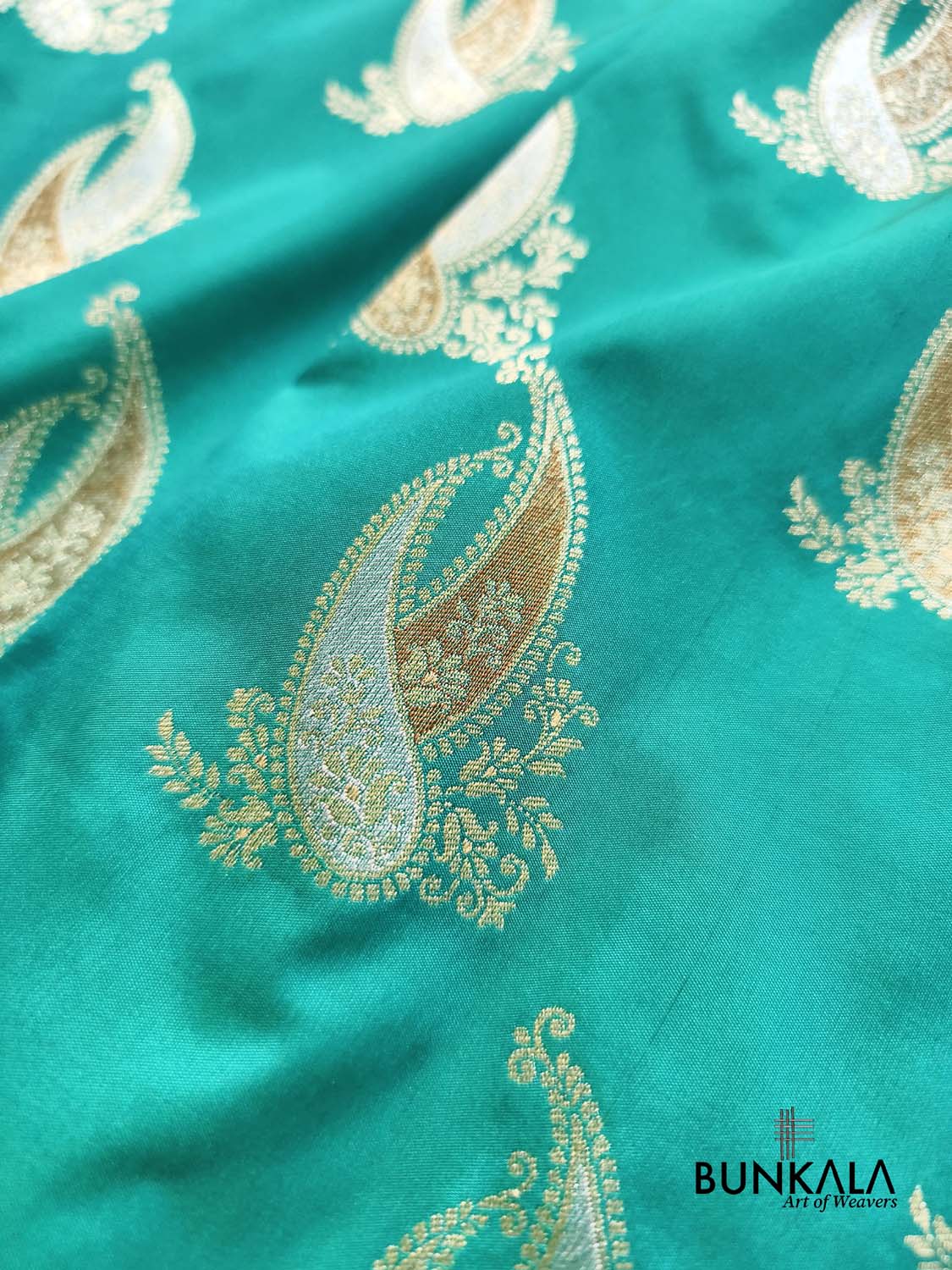 Bluish Green Paisley Sona Rupa Buta Weaved Banarasi Silk Saree