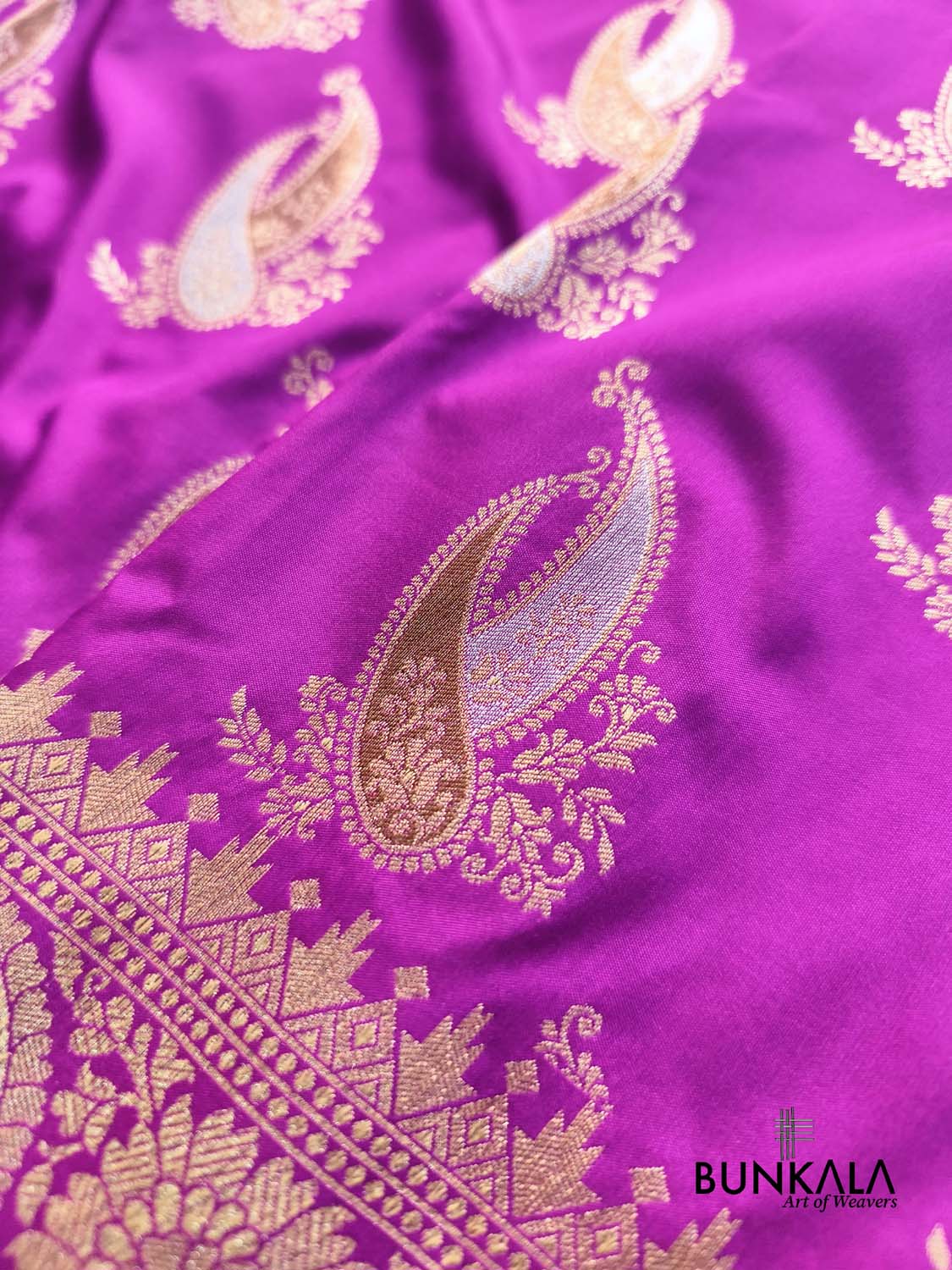 Purple Paisley Sona Rupa Buta Weaved Banarasi Silk Saree