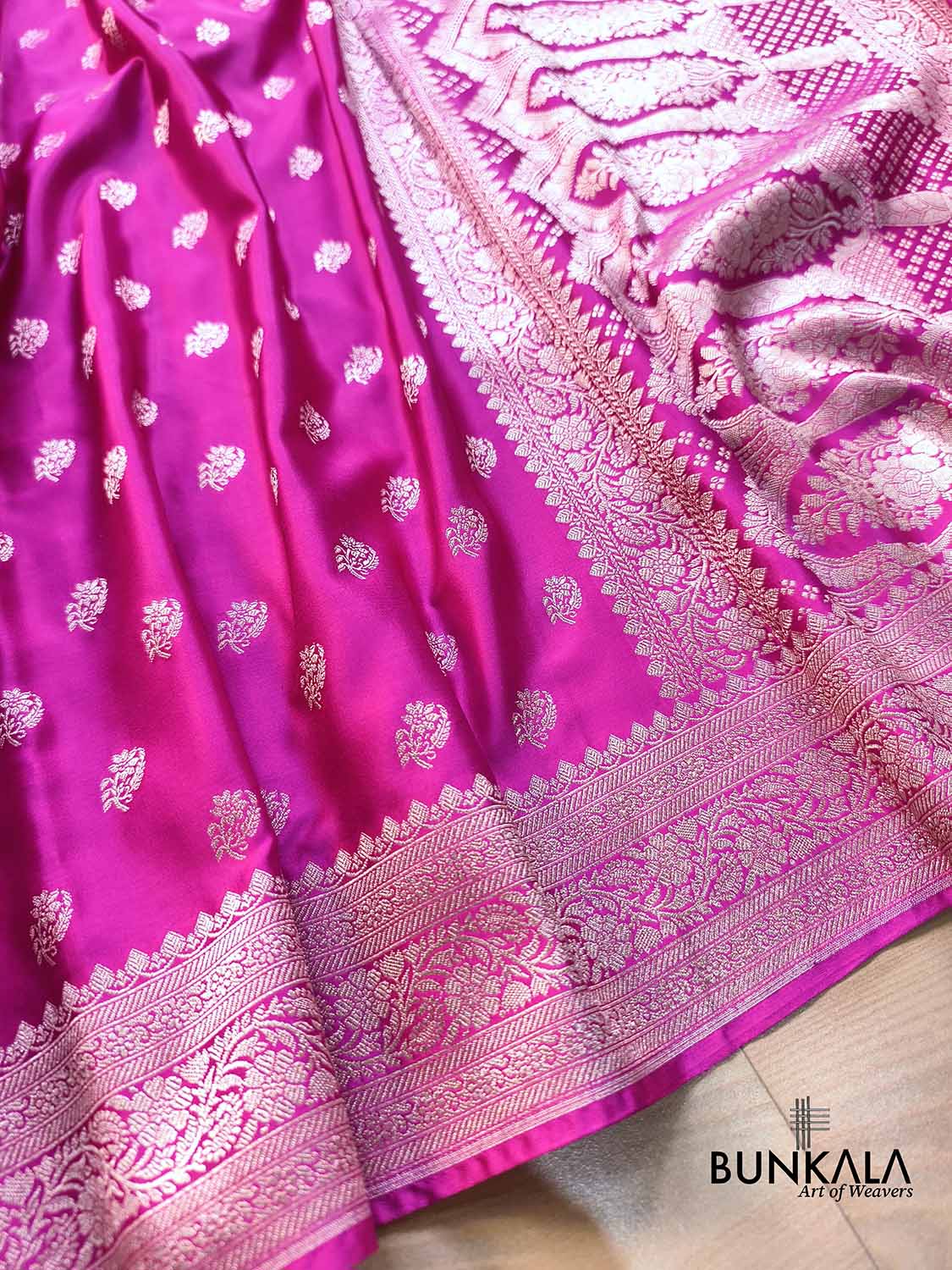 Dark Pink Small Buti Floral Border Weaved Banarasi Mashru Silk Saree