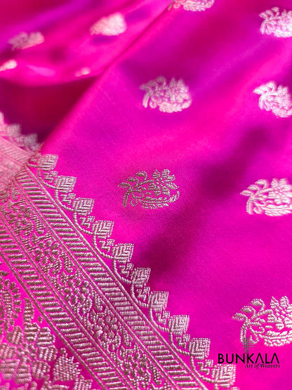 Dark Pink Small Buti Floral Border Weaved Banarasi Mashru Silk Saree
